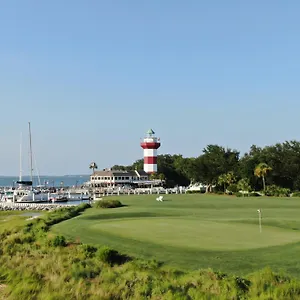 https://hilton-head-beach-tennis-a142-1-bedroom-sleeps-6.top-hotels-in-savannah.com