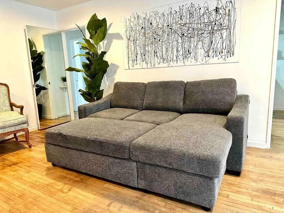 Beautiful Bright Condo Steps Away From The Beach Long Beach 0*,  United States